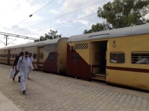 Railway news ; रेल यात्रियों के लिए खुशखबरी : जींद-बठिंडा रेलवे ट्रैक पर 35 दिन से रद्​द 5 ट्रेनें वापस ट्रैक पर लौटी, यात्रियों को मिली राहत