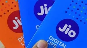 Jio OTT Offers: Jio के इस प्लान में मिलेगा 13 से अधिक OTT ऐप्स, 2GB डेटा और अनलिमिटेड कॉलिंग का बेनिफिट! देखिए कैसे करें रिचार्ज