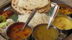 10 Rupees Food : हरियाणा के किसानों और मजदूरों के लिए खुशखबरी: इस अनाज मंडी में खुली अटल कैंटीन, मात्र 10 रूपये में स्वादिष्ट भोजन