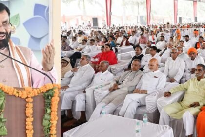 Haryana News: CM नायब सिंह सैनी ने गुरुकुल कुरुक्षेत्र में आर्य महासम्मेलन में किया संबोधन, युवाओं से महर्षि दयानंद सरस्वती की शिक्षाओं को अपनाने की अपील की