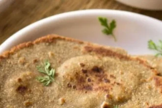 Do not eat these things with millet roti, you will fall in love with it.