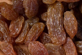 Eat this cheap dry fruit every day in winter, anemia will be cured