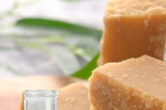 You get these 7 amazing benefits by adding one piece of jaggery to milk and drinking it.