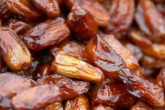How many dates should one eat in a day?