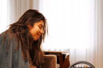 Why keep a bucket full of water in the room while running the room heater, know its benefits.