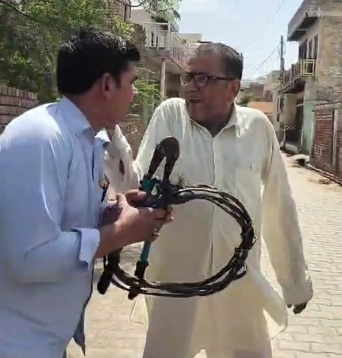 Police complaint beaten to power workers who went to uproot electricity meters