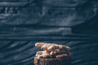 Avoid getting sick during the changing seasons! Eat these 5 things with turmeric and stay healthy!